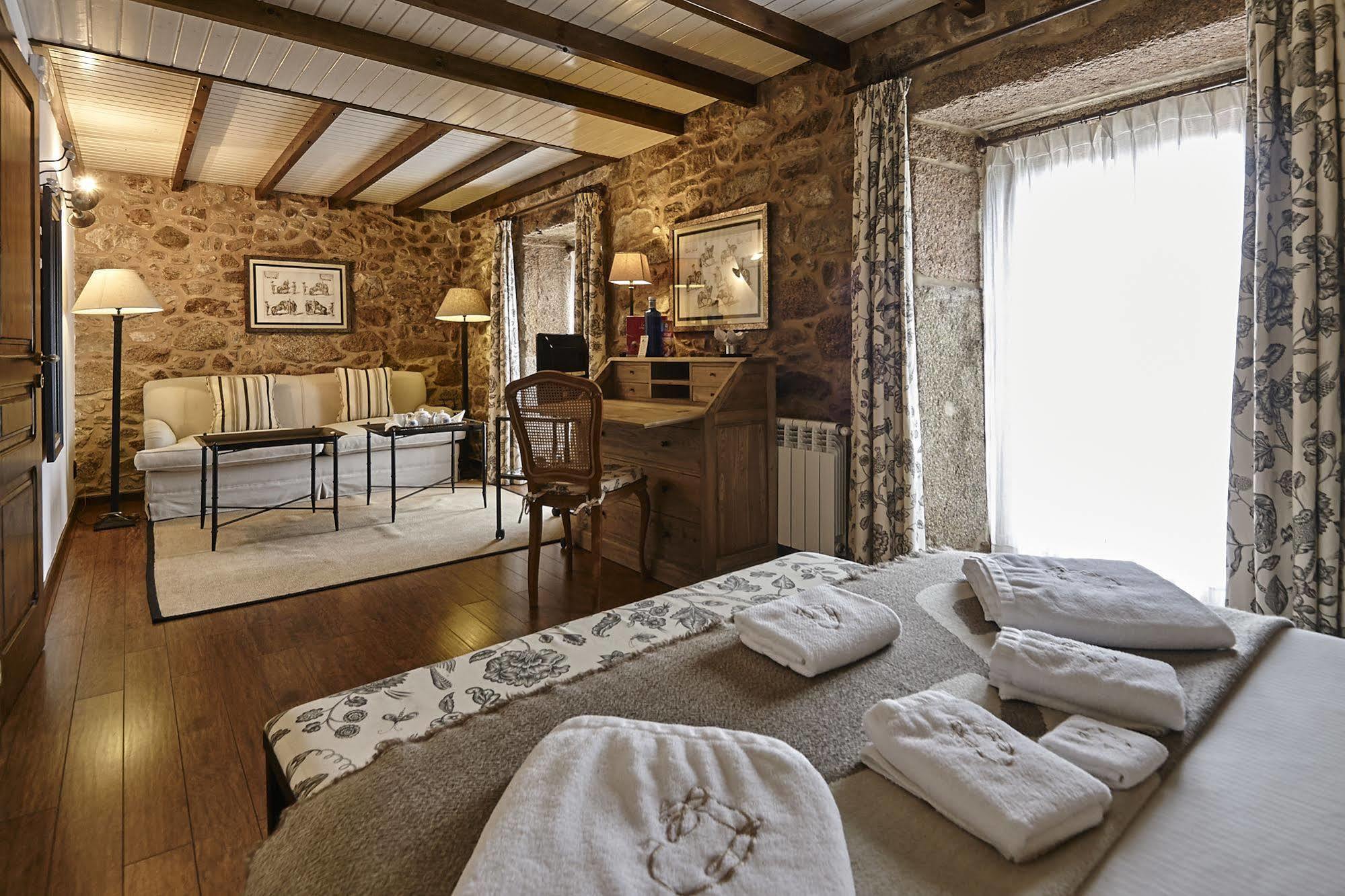 Hotel Rustico Lugar Do Cotarino Камаріньяс Екстер'єр фото